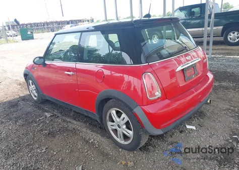 2006 Mini Cooper from USA, damaged, VIN WMWRC33516TK18265